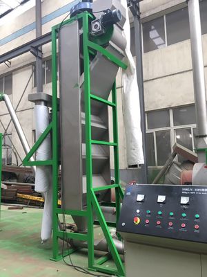 300kg / h, 500kg / h, 1000kg / h do kruszenia i mycia butelek HDPE