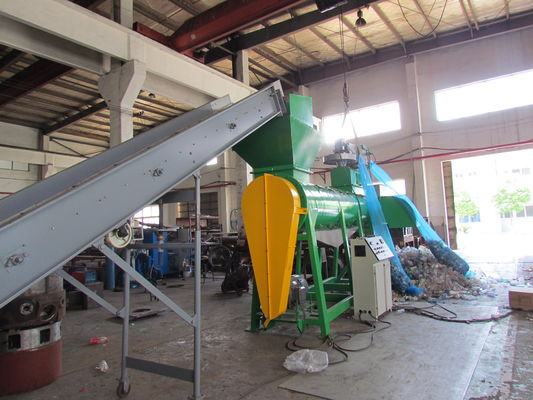 Plastikowa butelka do usuwania etykiet, maszyna do recyklingu plastiku dla zwierząt domowych, maszyna do recyklingu butelek dla zwierząt domowych, maszyna do recyklingu butelek z wodą