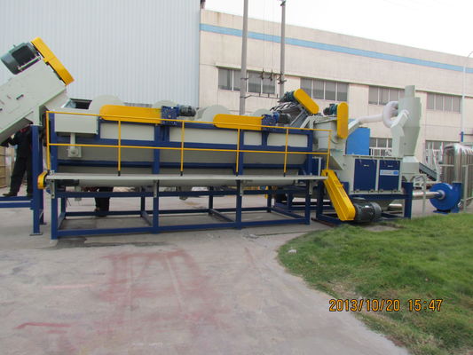 Linia do mycia butelek 380 V, pralka do folii 300 kg / h