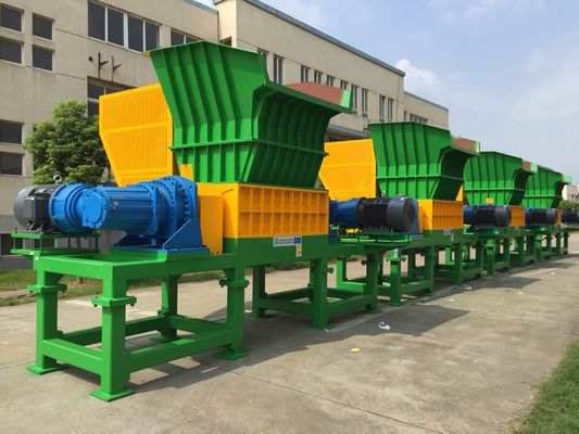 38 ostrzy 18,5kW Plastikowa niszczarka bębnowa, rozdrabniacz z podwójnym wałem o niskim poziomie hałasu