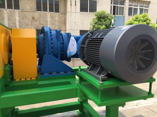 38 ostrzy 18,5kW Plastikowa niszczarka bębnowa, rozdrabniacz z podwójnym wałem o niskim poziomie hałasu
