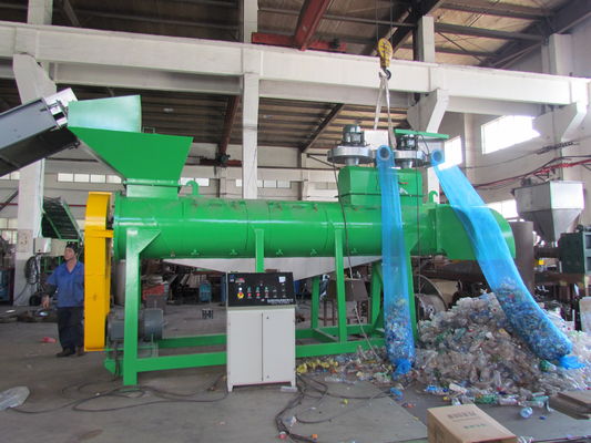 2ton / H Plastikowa maszyna do recyklingu Maszyna do usuwania etykiet z zakrętek butelek PET